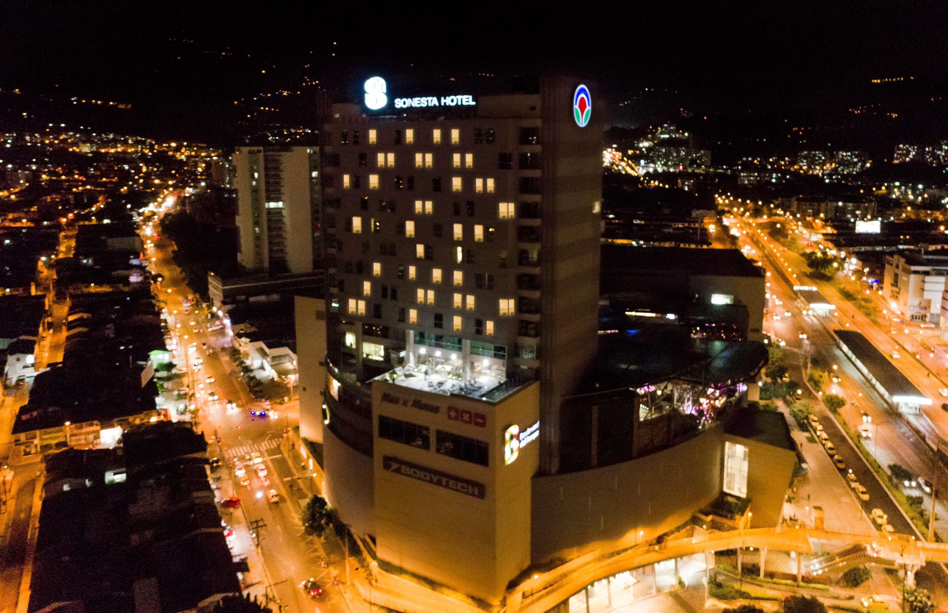 Sonesta Hotel Bucaramanga Floridablanca Eksteriør bilde Bonanza Hotel