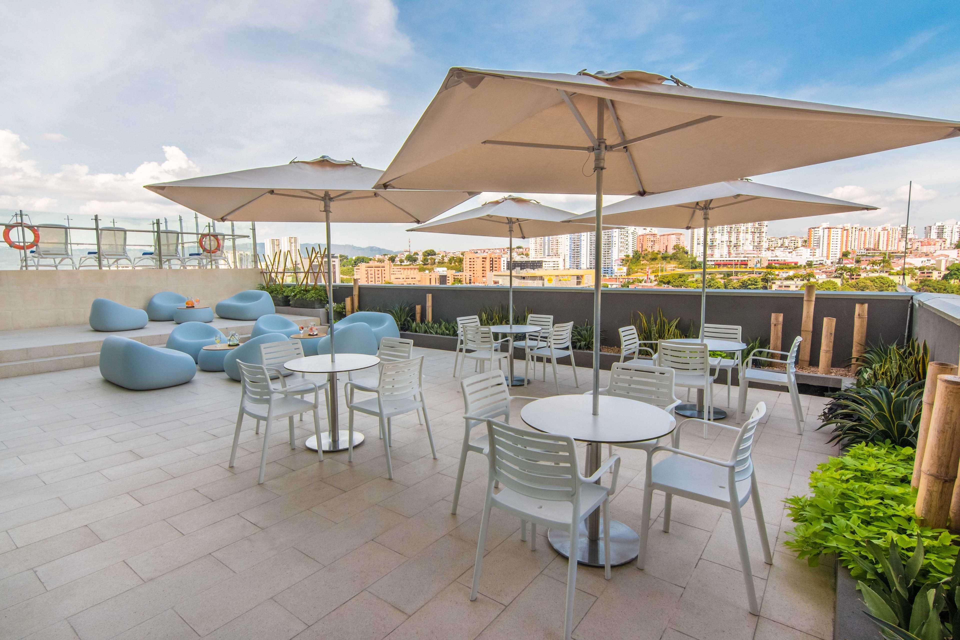 Sonesta Hotel Bucaramanga Floridablanca Eksteriør bilde Sky Garden